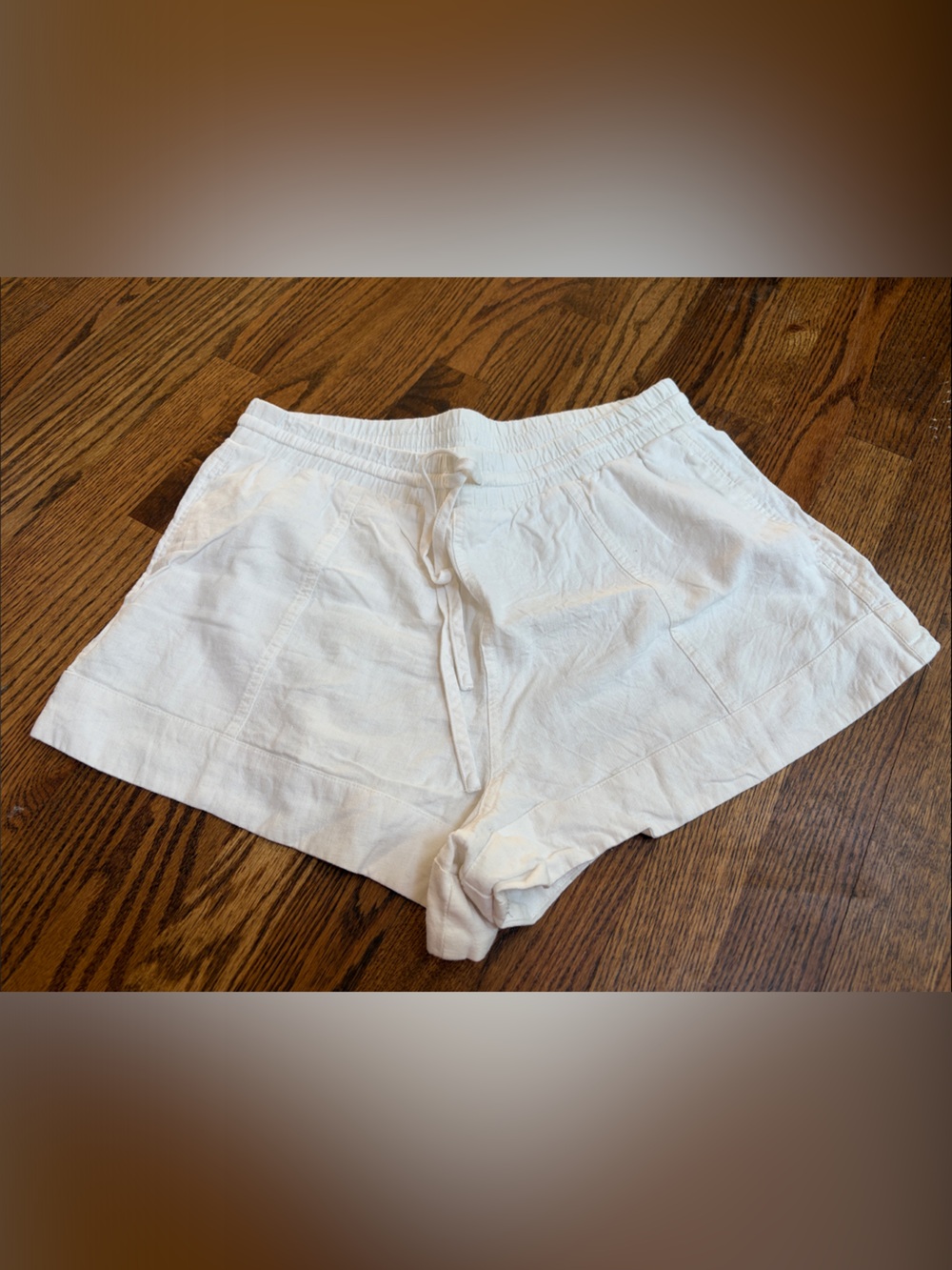 Universal Thread White High-Waist Linen-Blend Shorts